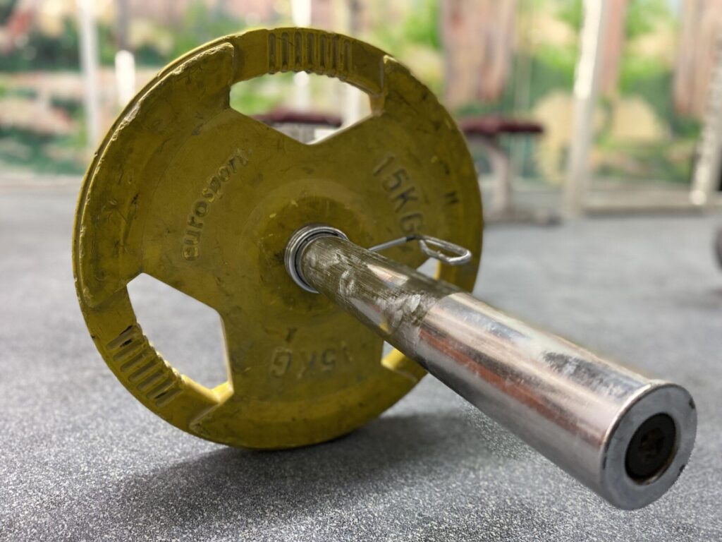 weight-power-background-training-fitness-workout-gym-barbell_t20_kmWBrx